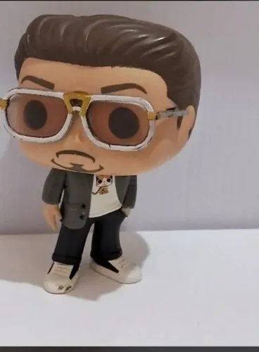 boneco funko tony stark spider man 226