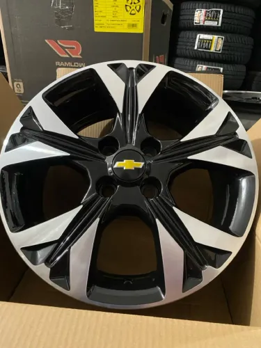 Roda de liga leve Chevrolet aro 15 modelo Onix 