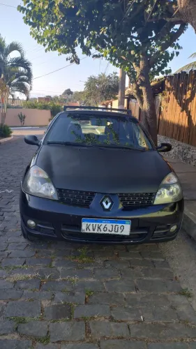 Renault Clio Hi-flex 1.0 16V 3P 2011