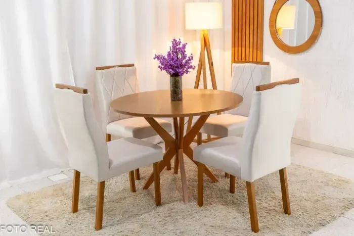 Mesa de Jantar Simpatia Tampo Redondo 108×108 4 Cadeiras Lisboa Madeira Maciça