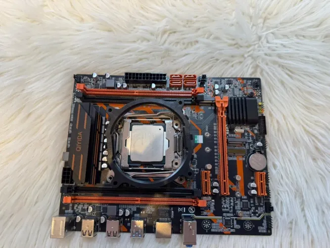 Placa mãe Qiyida Intel xeon E5-2670V3