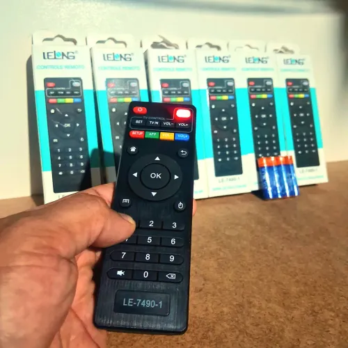 Controle tv box + pilhas