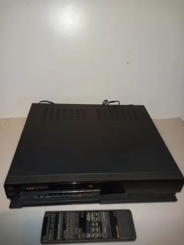 Vidio cassete sharp modelo Vc-1094b,com controle original 