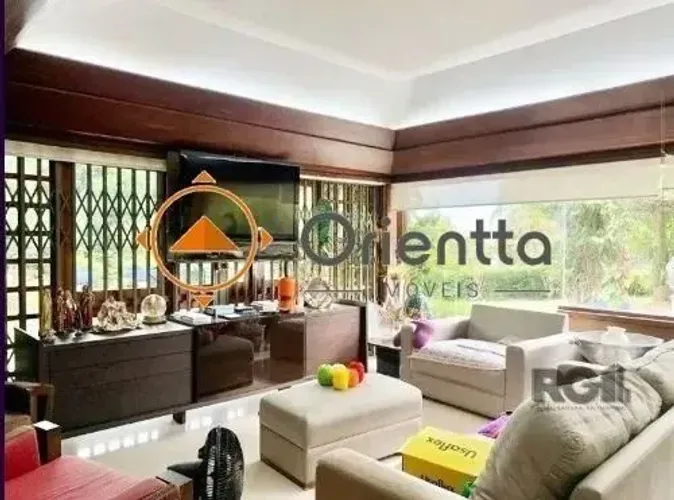 Imobiliária Orientta ALUGA EXCELENTE CASA no bairro Espírito Santo.