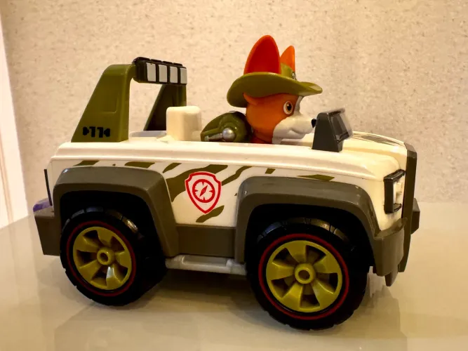 Jeep Selva Com Boneco Tracker Patrulha Canina