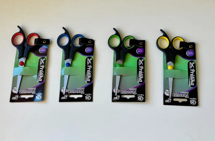 TESOURA INOX MULTIUSO 5" (125MM) PRATIKA VÁRIAS CORES DISPONÍVEIS ! 