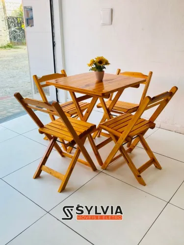 Conjunto dobrável 70x70 envernizado