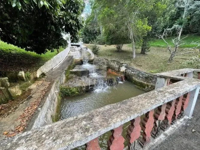 Sítio com 21.450m² - Perfeito para lazer, pequenas pousadas ou renda extra!