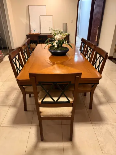 Conjunto de Jantar 8 lugares - Madeira Maciça 