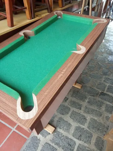 Mesa de Bilhar - Madeira - pequena nova