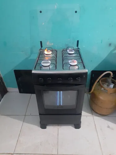 Vende-se fogão 4 bocas Itatiaia 