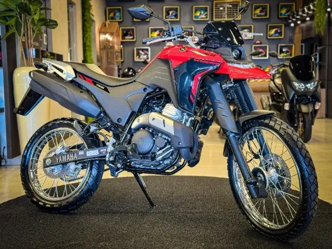Yamaha XTZ Lander Connected 2025