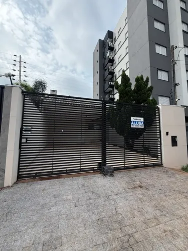 Linda casa e espaçosa com 3 suites para alugar