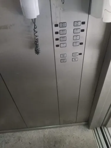 Elevador Atlas de Serviço