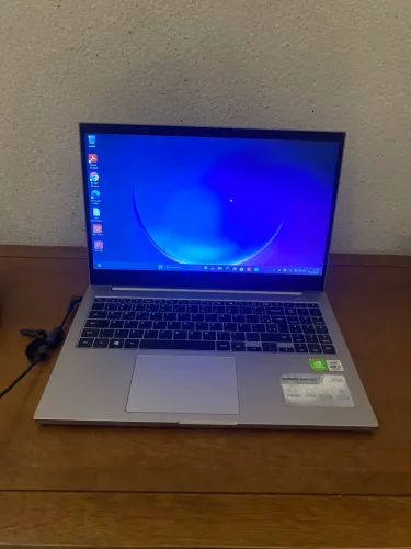 Notebook Samsung Book X40 i5 10ª 16GB SSD 240GB NVIDIA 2GB