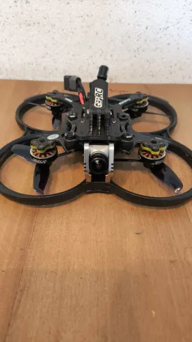 Drone FPV Cinebot 30