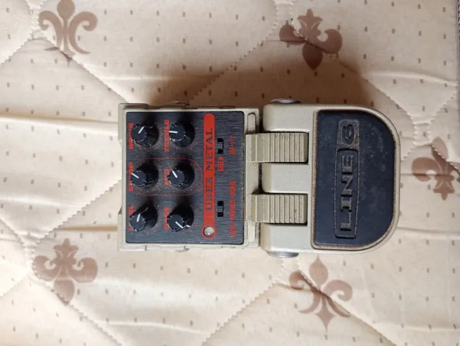 Pedal LINE 6 Uber Metal