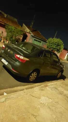 Fiat Grand Siena Attrac. 1.4 EVO F.flex 8V 2014
