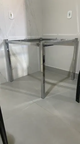 Bate de meta mesa vidro