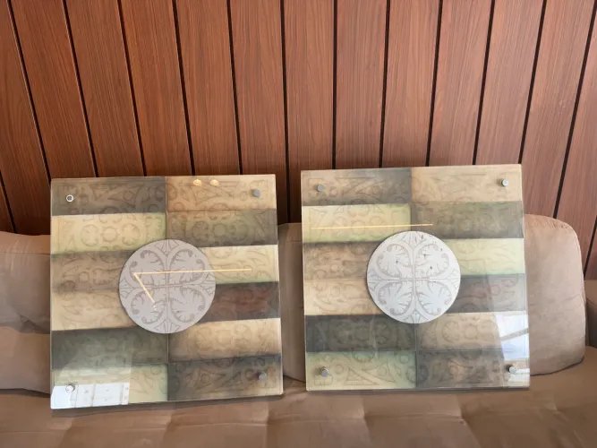 2 QUADROS DE DECORAÇÃO