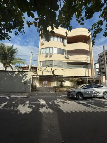 Apartamento para Venda em Macaé, Cavaleiros, 3 dormitórios, 1 suíte, 3 banheiros, 1 vaga