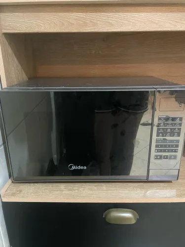 Microondas cinza midea