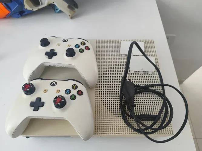 Xbox one s 256gb(não está ligando pra retirada de peças)