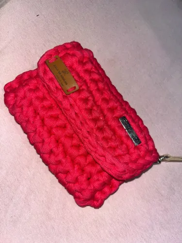 Carteira de Crochê Rosa Pink Artesanal com Alça