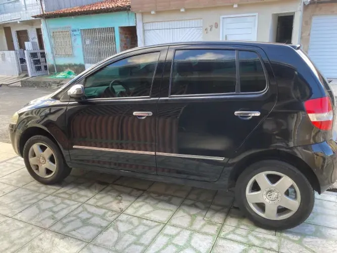 Volkswagen Fox Plus 1.6mi/ 1.6mi Total Flex 8V 4P 2005