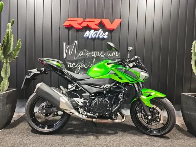 KAWASAKI Z400 2023