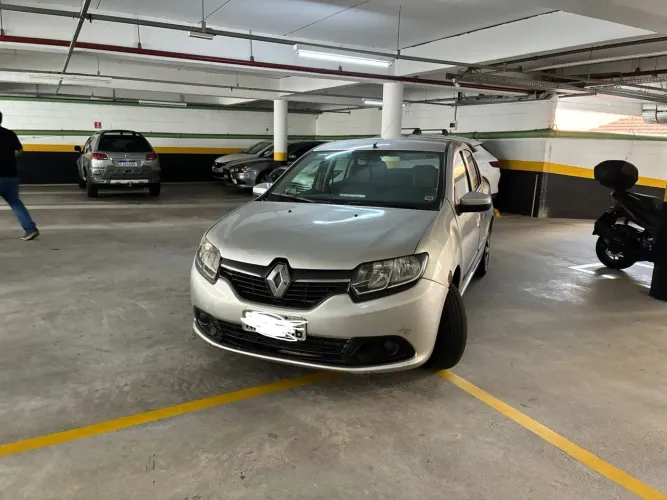 Renault Logan Expression Hi-flex 1.6 8V 4P 2014