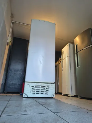 Freezer gelopar 557 litros 220v top congelando muito bem