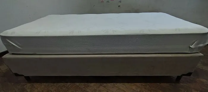 Cama box solteiro com colchão