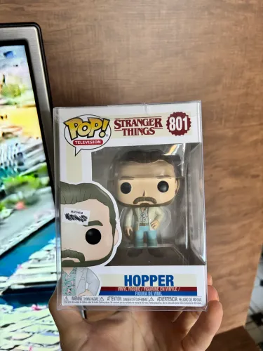 Funko Pop! Hopper #801 (NOVO)
