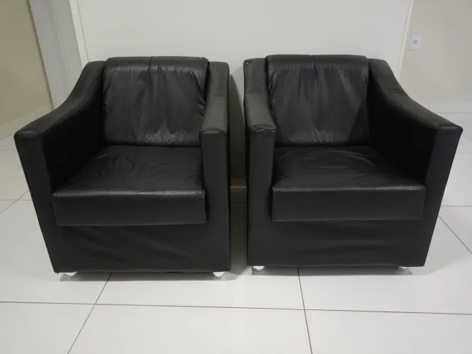 Vende-se 2 poltronas 