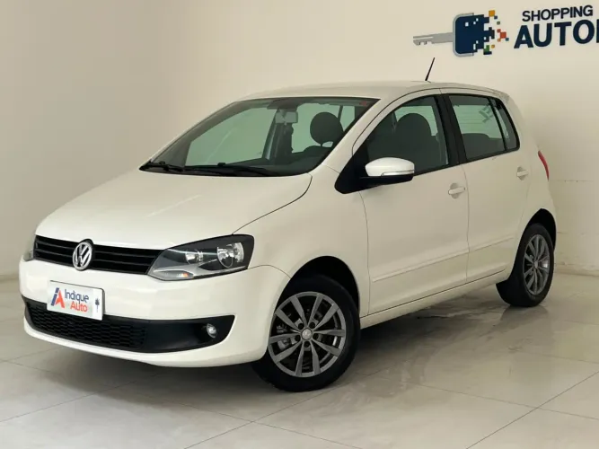 Volkswagen Fox 1.0 MI Total Flex 8V 5P 2014