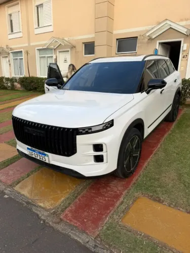 Jaecoo 7 / J7 Luxury 1.5 TB 16V AUT 5P (híbrido) 2026
