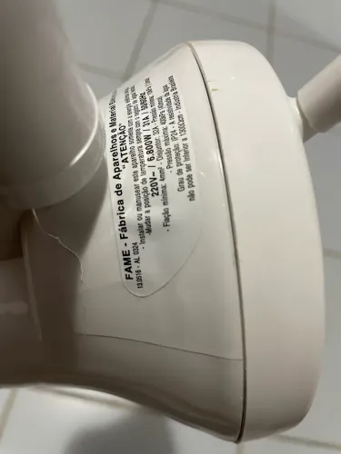 Chuveiro elétrico Fame 220v