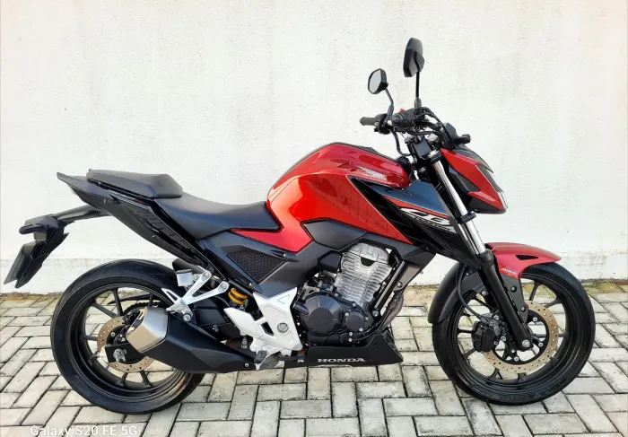 CB 300F TWISTER ABS - 2025 - 8.800 KM