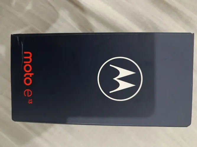 Moto e13