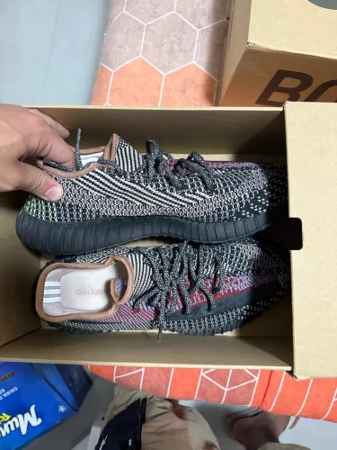 Tênis Adidas Yeezy Boost 350 v2 'Yecheil Non-Reflective' - FW5190