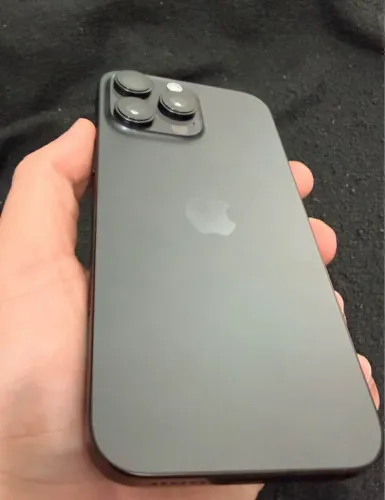 iPhone 16 Pro Max 512GB - Estado de Novo