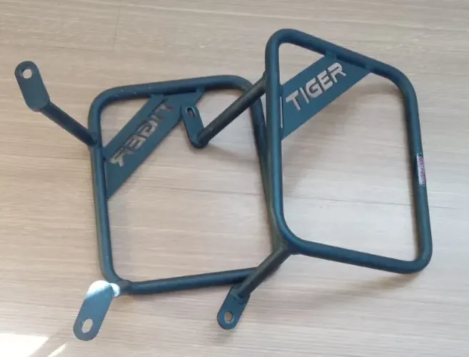 Suporte Afastador Alforje Traseiro Tiger 800 Tiger 900 Usado