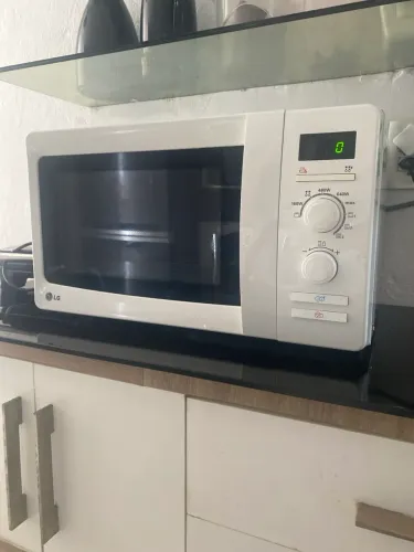 Micro-ondas LG 23 Litros com Grill - Funcionando Perfeitamente
