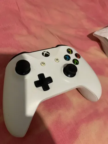 Controle Xbox One S novo