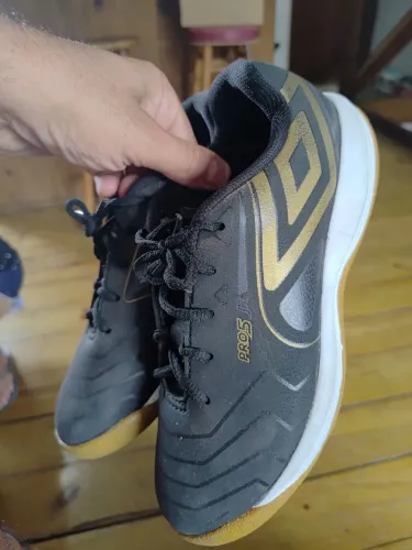 CHUTEIRA DE FUTSAL UMBRO PRO 5 Jr.