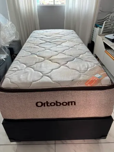 BOX E COLCHÃO