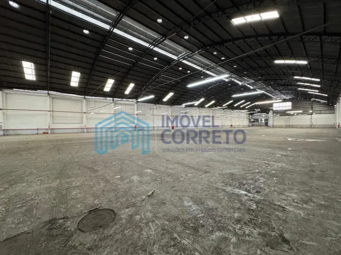 Galpão - Olaria - 6.100 m2 - Cód. 1777