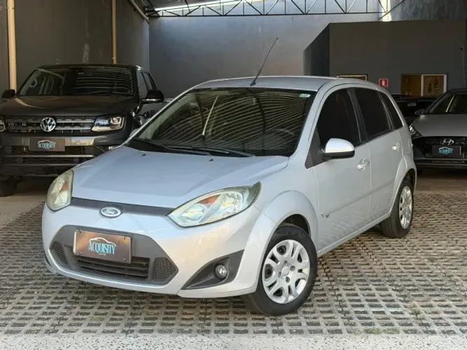 Ford Fiesta SE 1.6 8V Flex 5P 2014