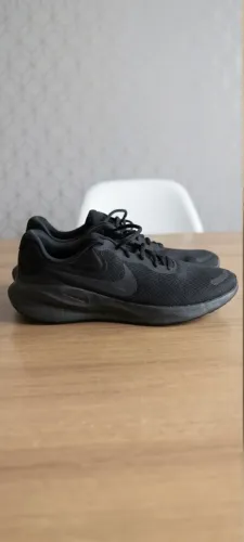 NIKE REVOLUTION 7 PRETO ORIGINAL TÊNIS NIKE MASCULINO CORRIDA CAMINHADA E TENIS CASUAL